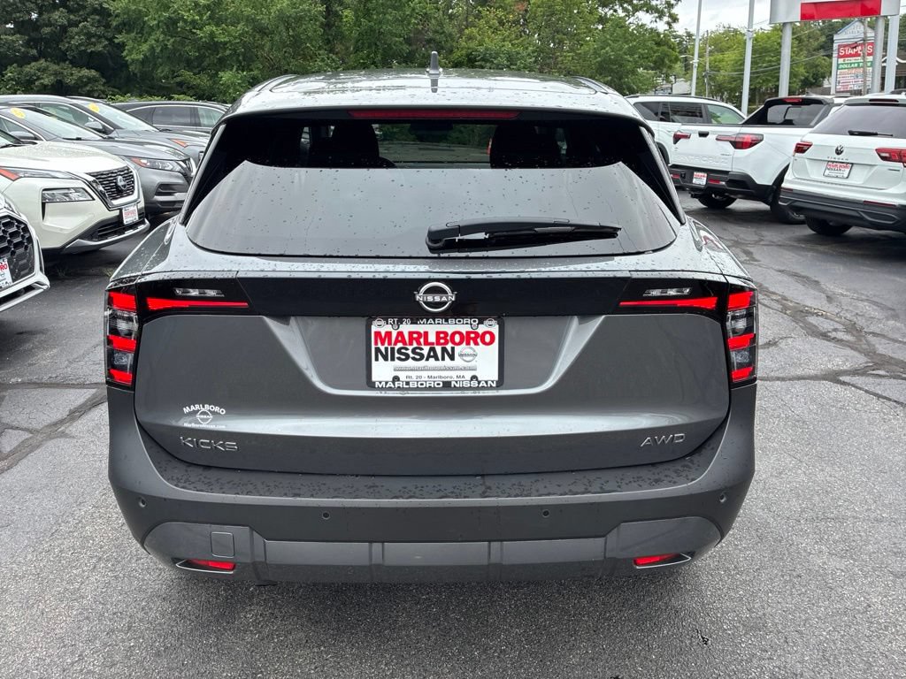Certified 2025 Nissan Kicks SV AWD/4WD image 6