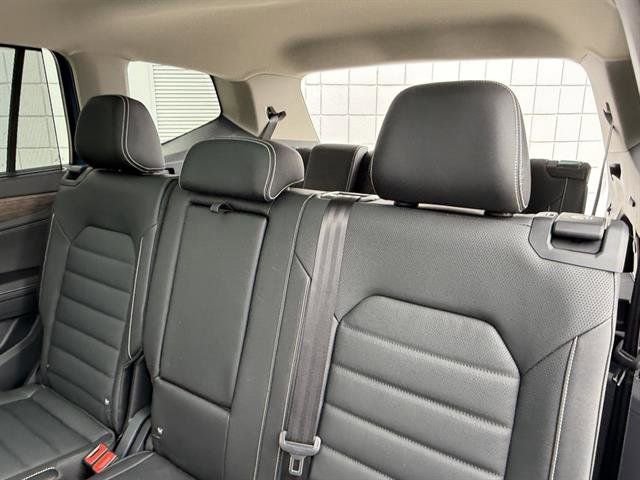 New 2025 Volkswagen Atlas SEL image 18