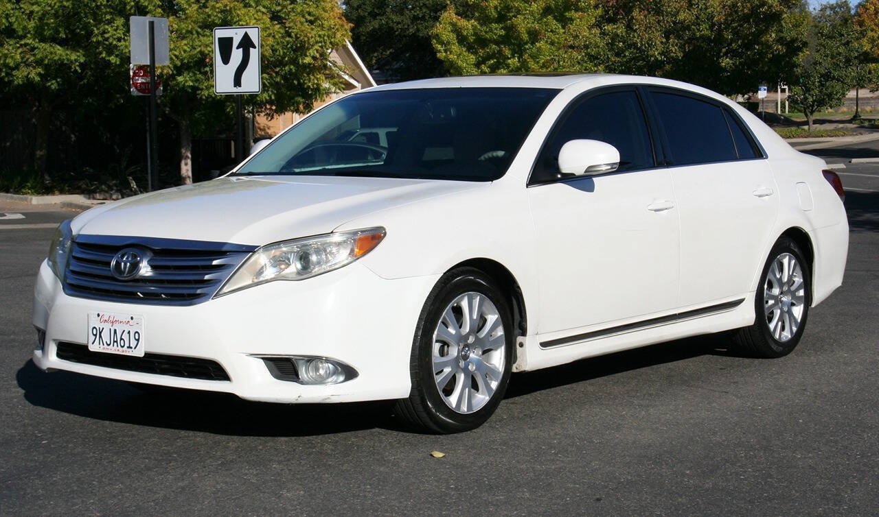 Used 2011 Toyota Avalon FWD image 8