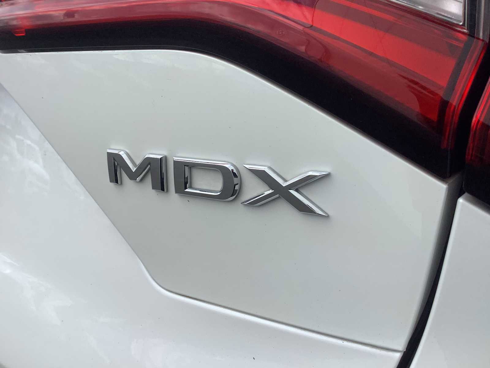 Used 2024 Acura MDX SH-AWD w/ Technology Package image 6