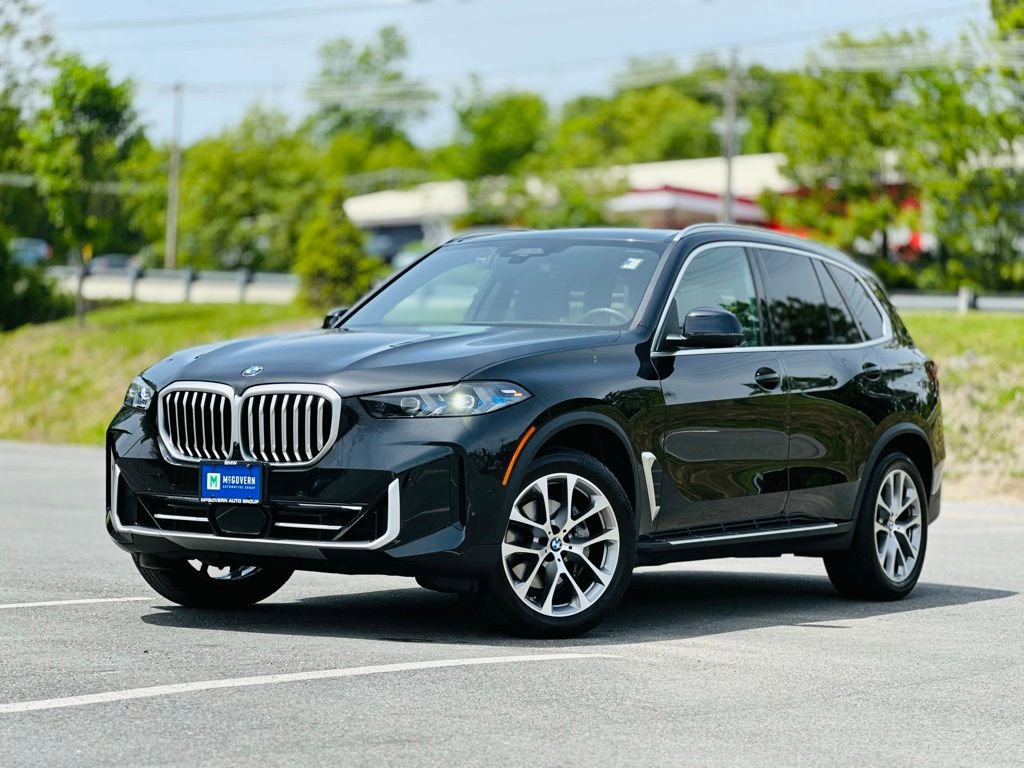 Certified 2024 BMW X5 xDrive40i w/ Executive Package AWD/4WD image 1