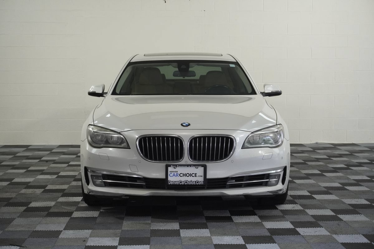 Used 2013 BMW 740Li xDrive w/ Executive Pkg AWD/4WD image 9