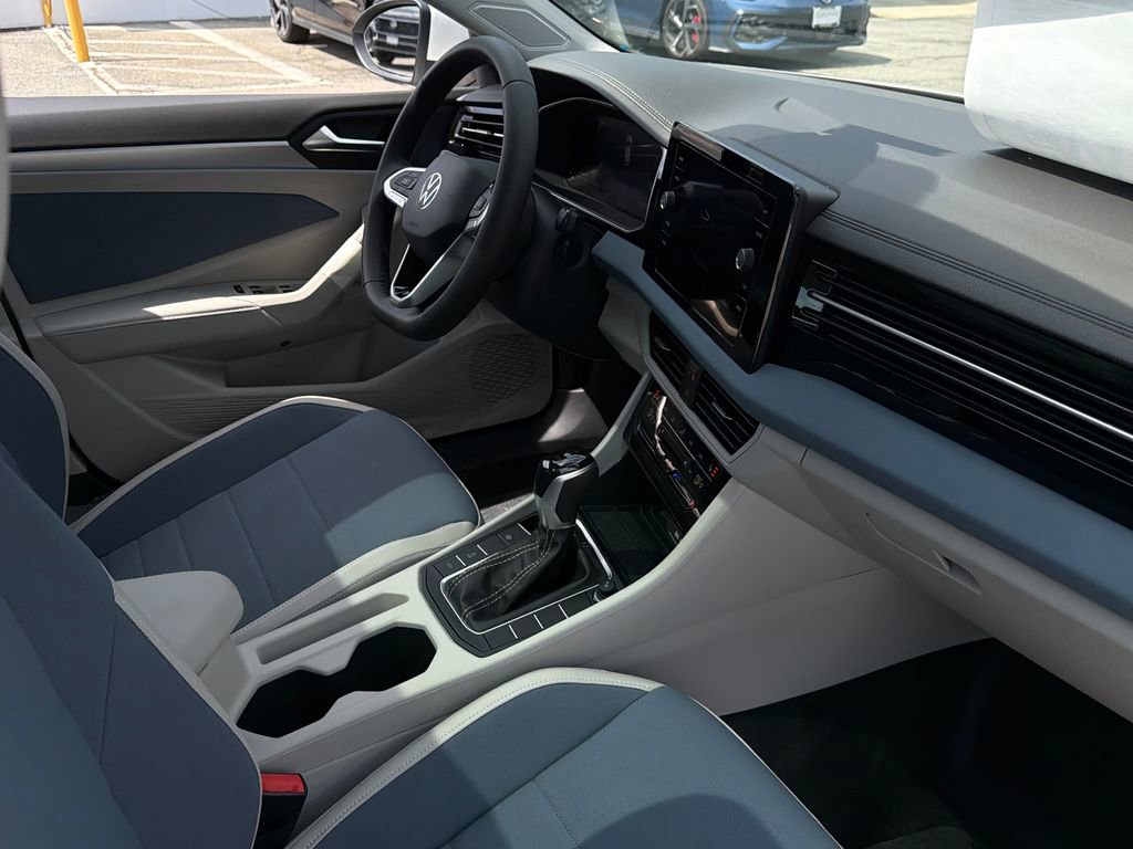 New 2026 Volkswagen Jetta SE FWD image 8