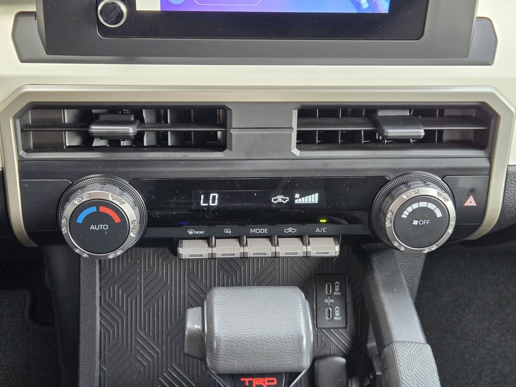 Certified 2024 Toyota Tacoma TRD Off-Road AWD/4WD image 13