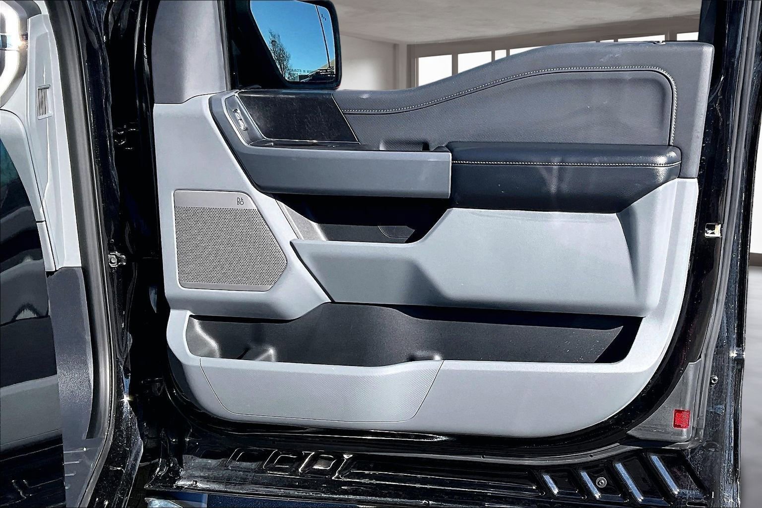 Used 2022 Ford F150 XLT w/ Equipment Group 302A High image 29