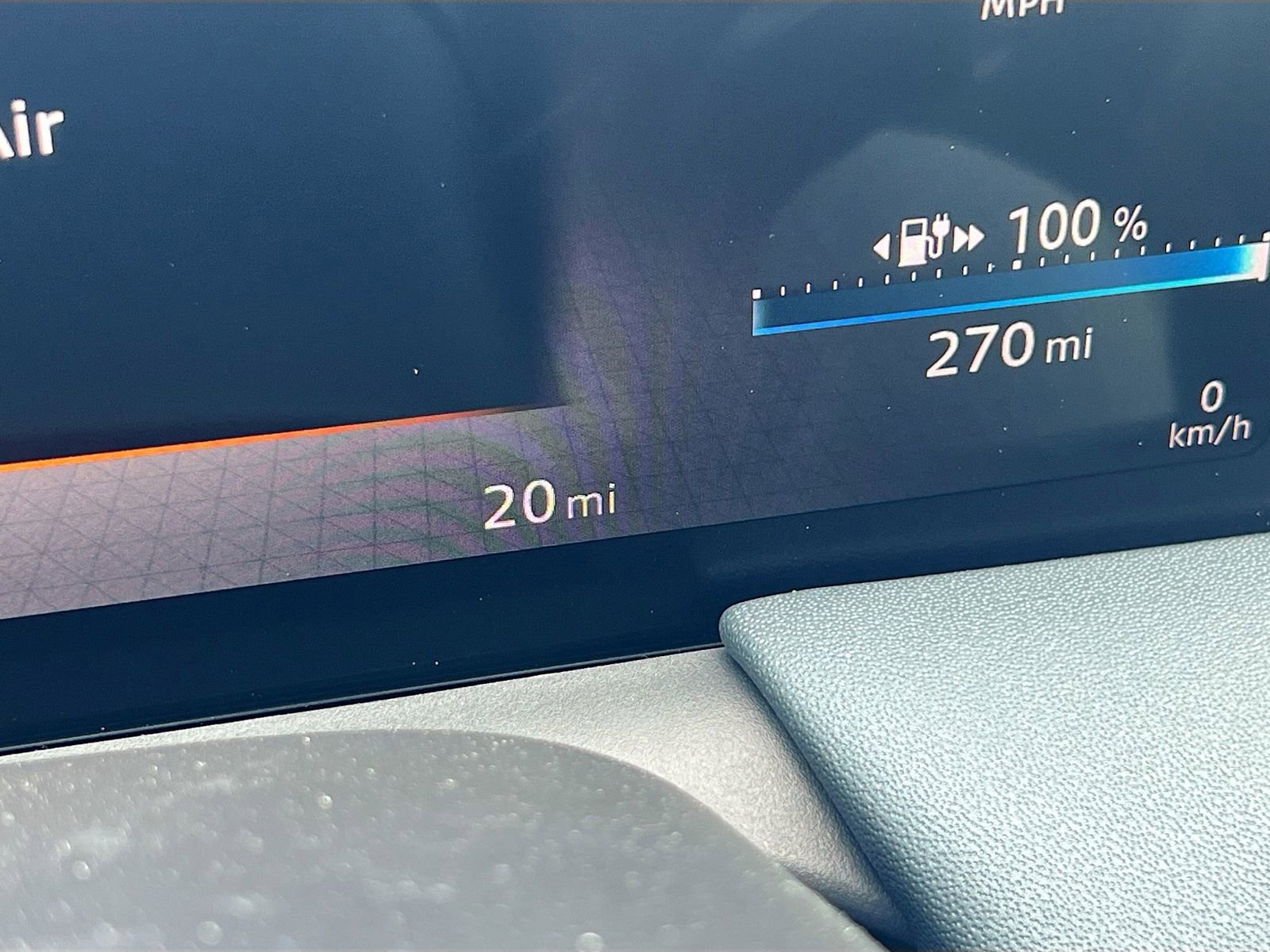 New 2026 Nissan Leaf FWD image 12