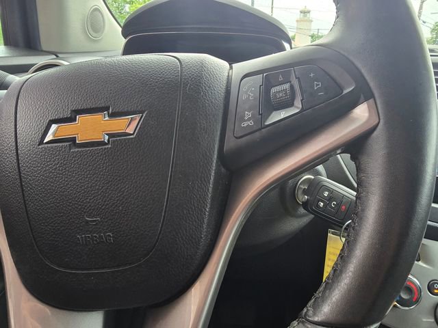Used 2016 Chevrolet Trax LT w/ LT Sun and Sound Package AWD/4WD image 14