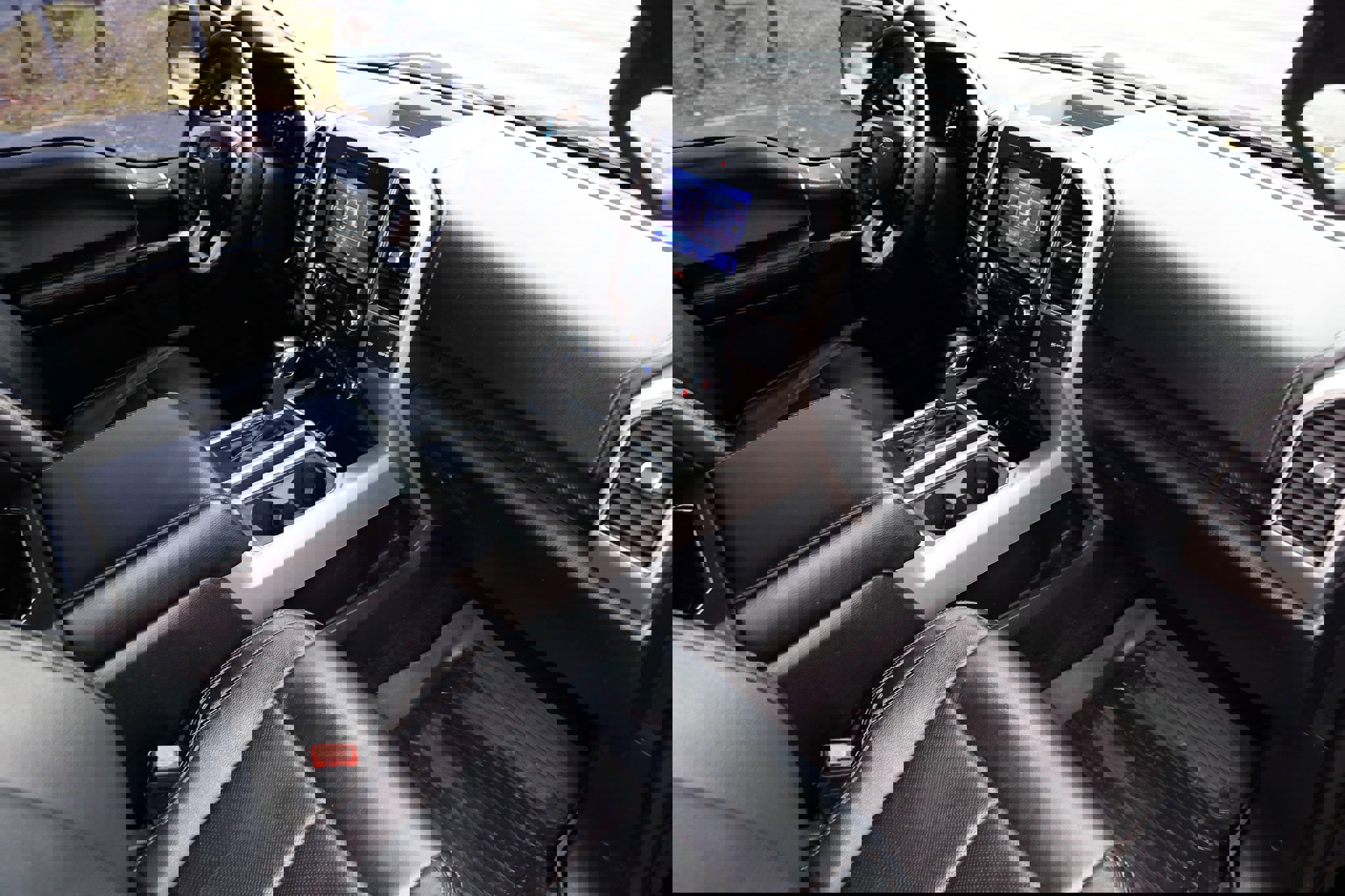 Used 2019 Ford F150 Lariat image 21