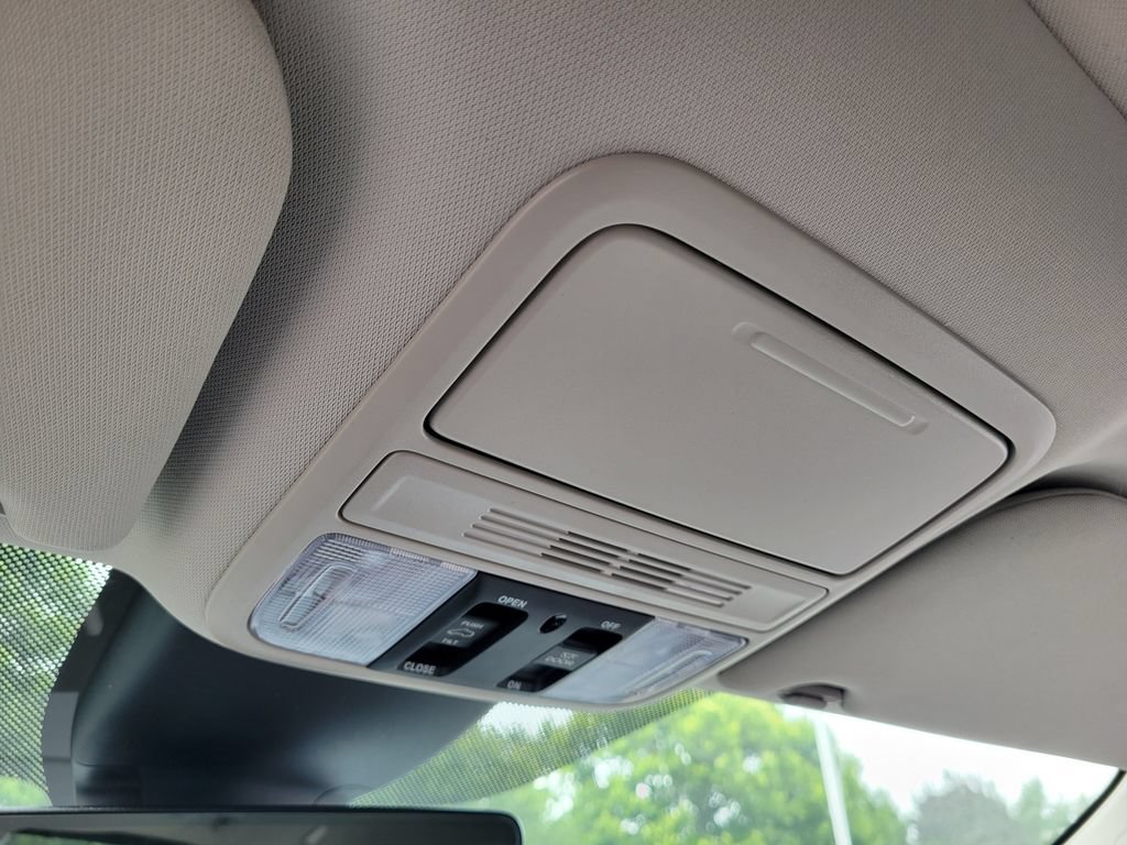 New 2026 Honda Odyssey Touring image 31