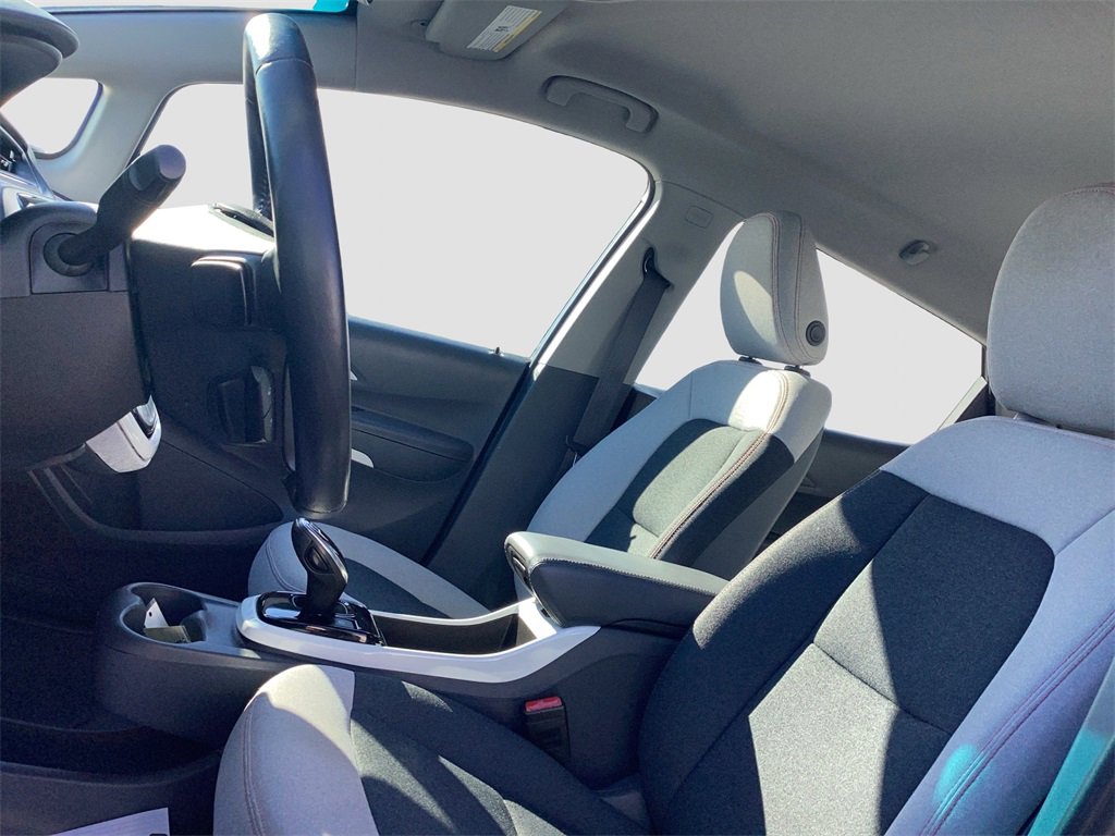 Used 2017 Chevrolet Bolt LT image 26