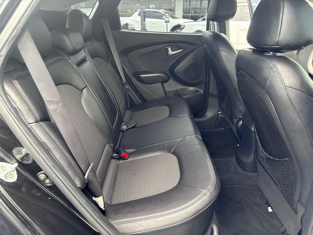 Used 2013 Hyundai Tucson GLS FWD image 17