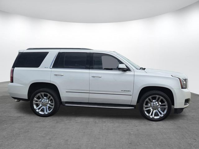 Used 2017 GMC Yukon SLT w/ Premium Edition image 3