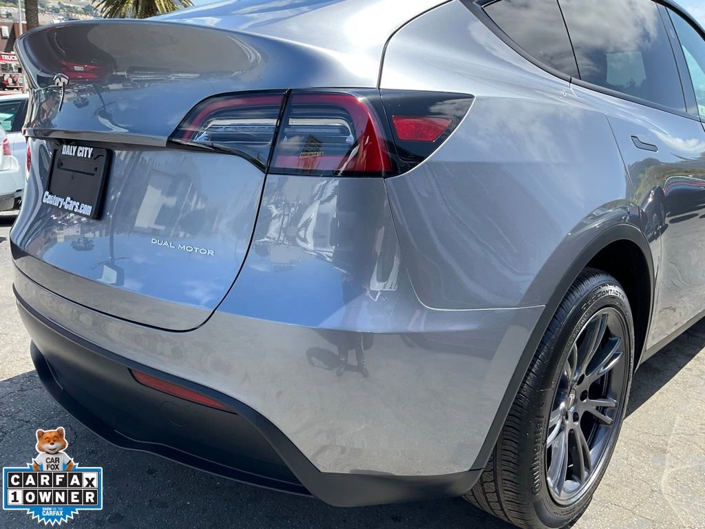 Used 2025 Tesla Model Y Long Range AWD/4WD image 85
