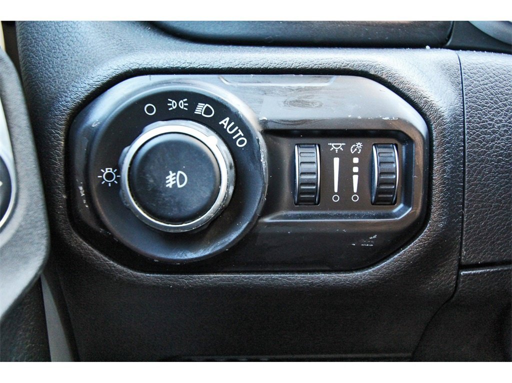 Used 2021 Jeep Wrangler Unlimited Sport image 19