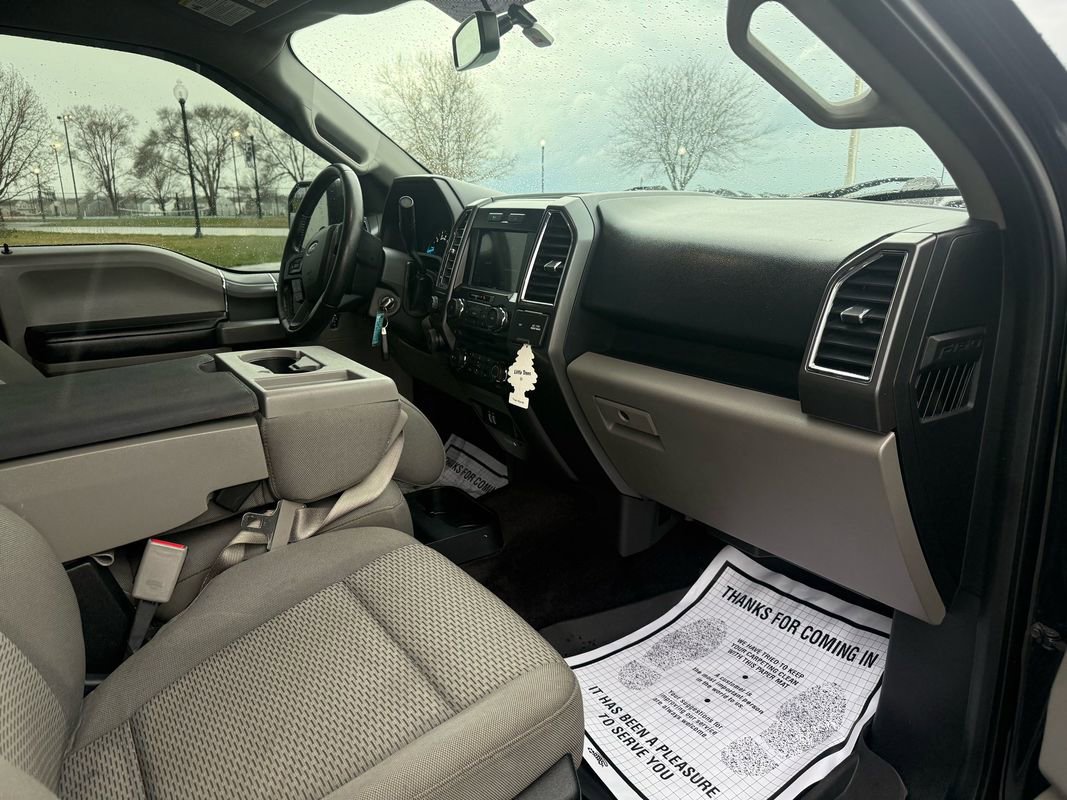 Used 2016 Ford F150 XLT w/ Equipment Group 302A Luxury image 15