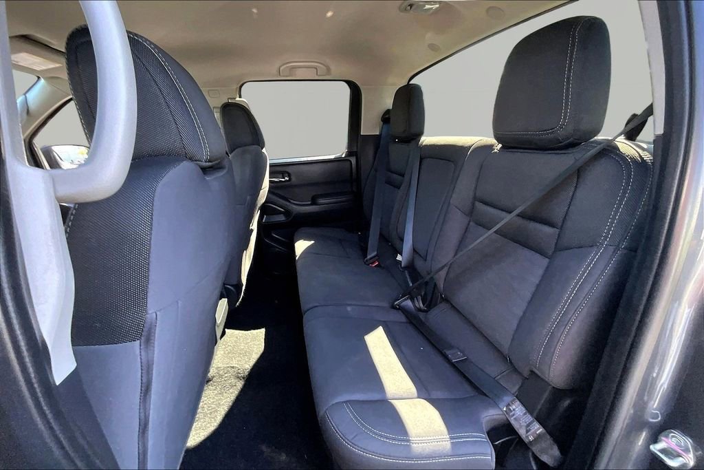 Used 2023 Nissan Frontier SV w/ Tow Package image 22