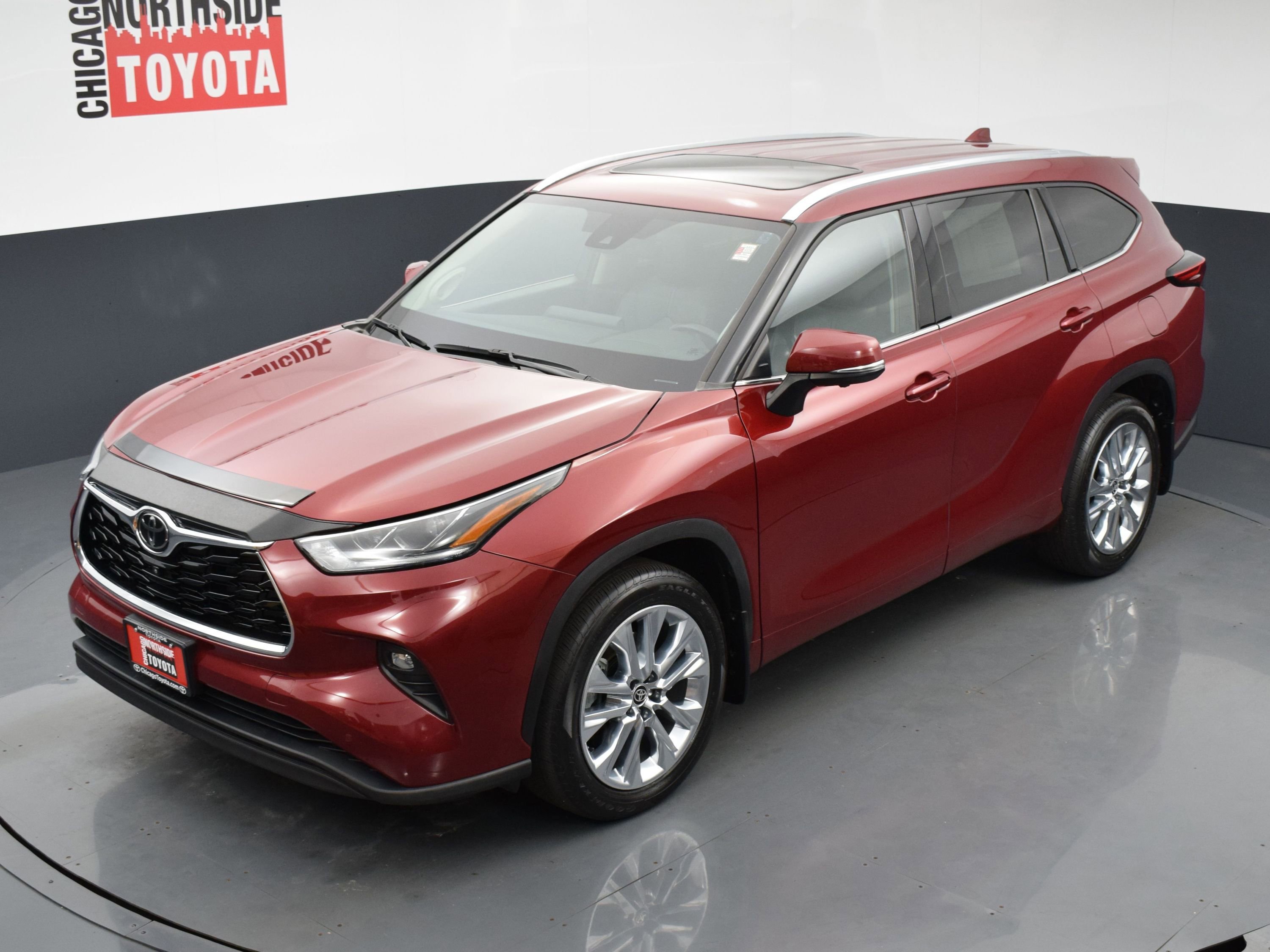 Used 2023 Toyota Highlander Limited AWD/4WD image 32