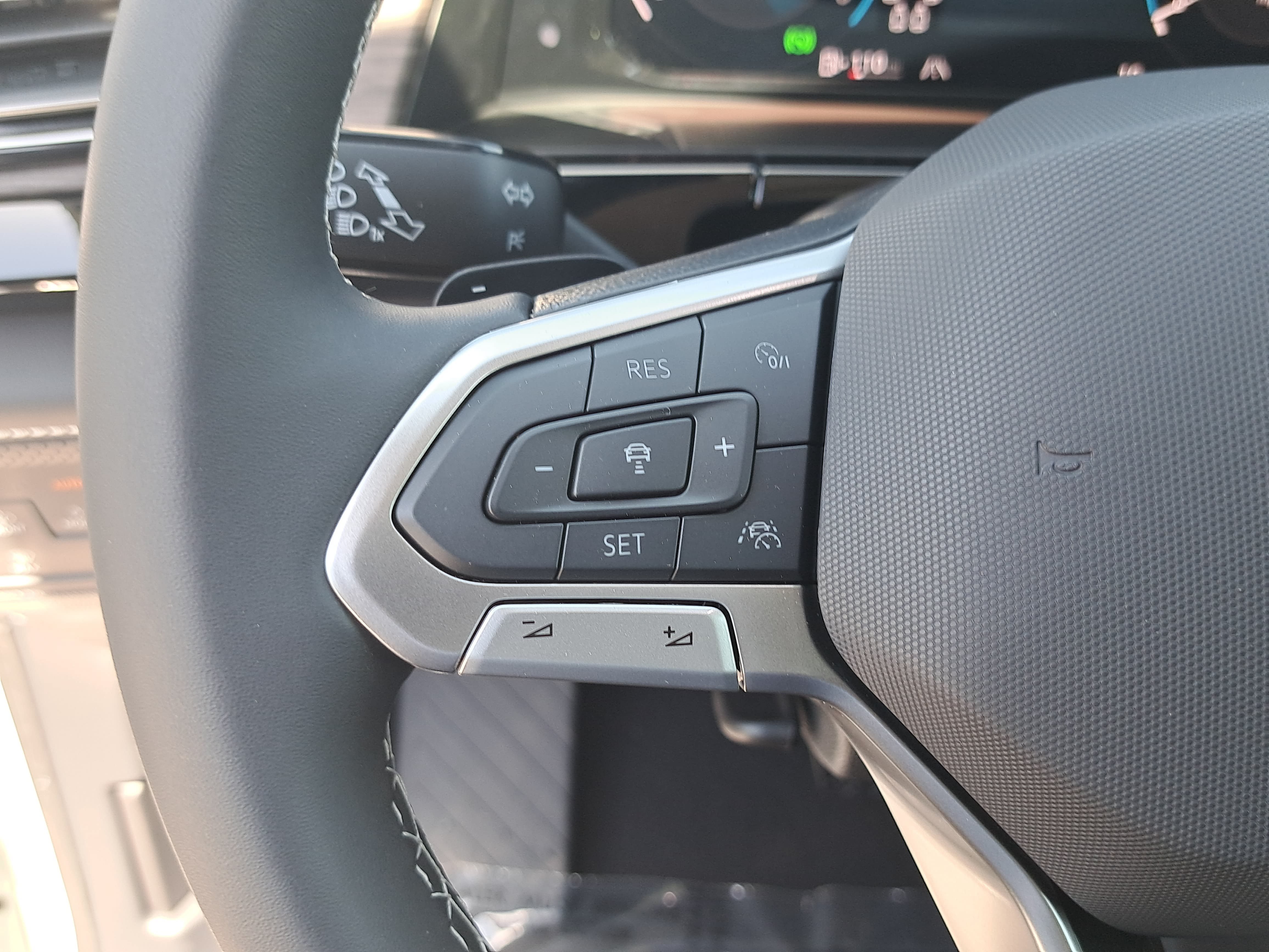 New 2026 Volkswagen Atlas SEL AWD/4WD image 18