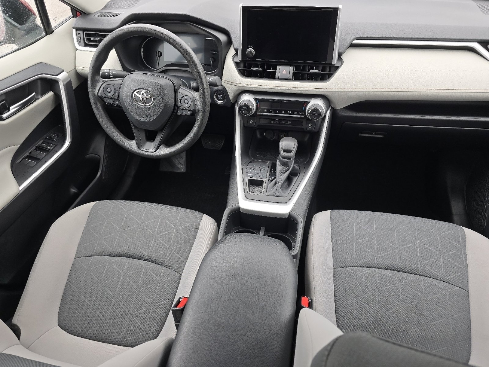 Used 2023 Toyota RAV4 XLE AWD/4WD image 22