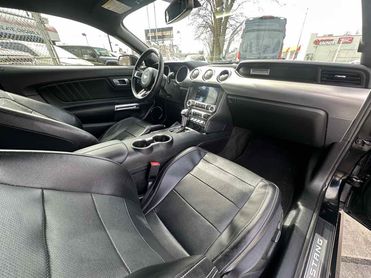 Used 2019 Ford Mustang Premium RWD image 26