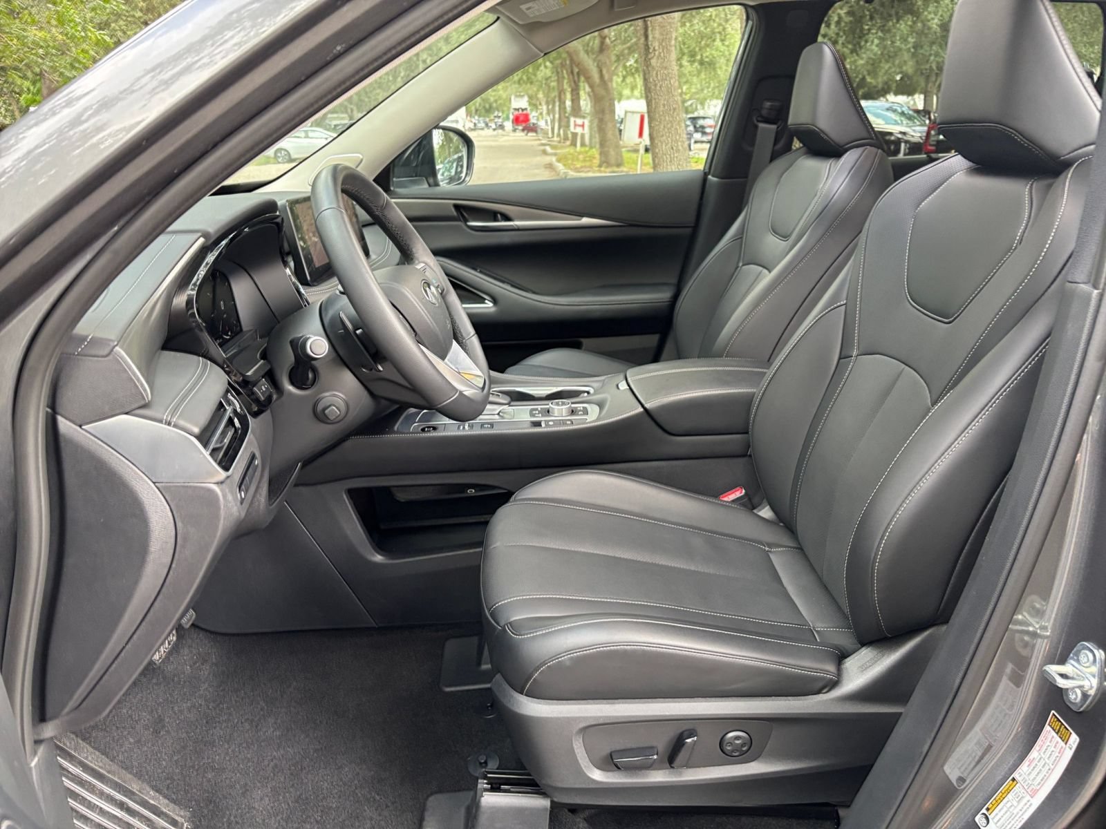 Used 2026 INFINITI QX60 Luxe FWD image 30