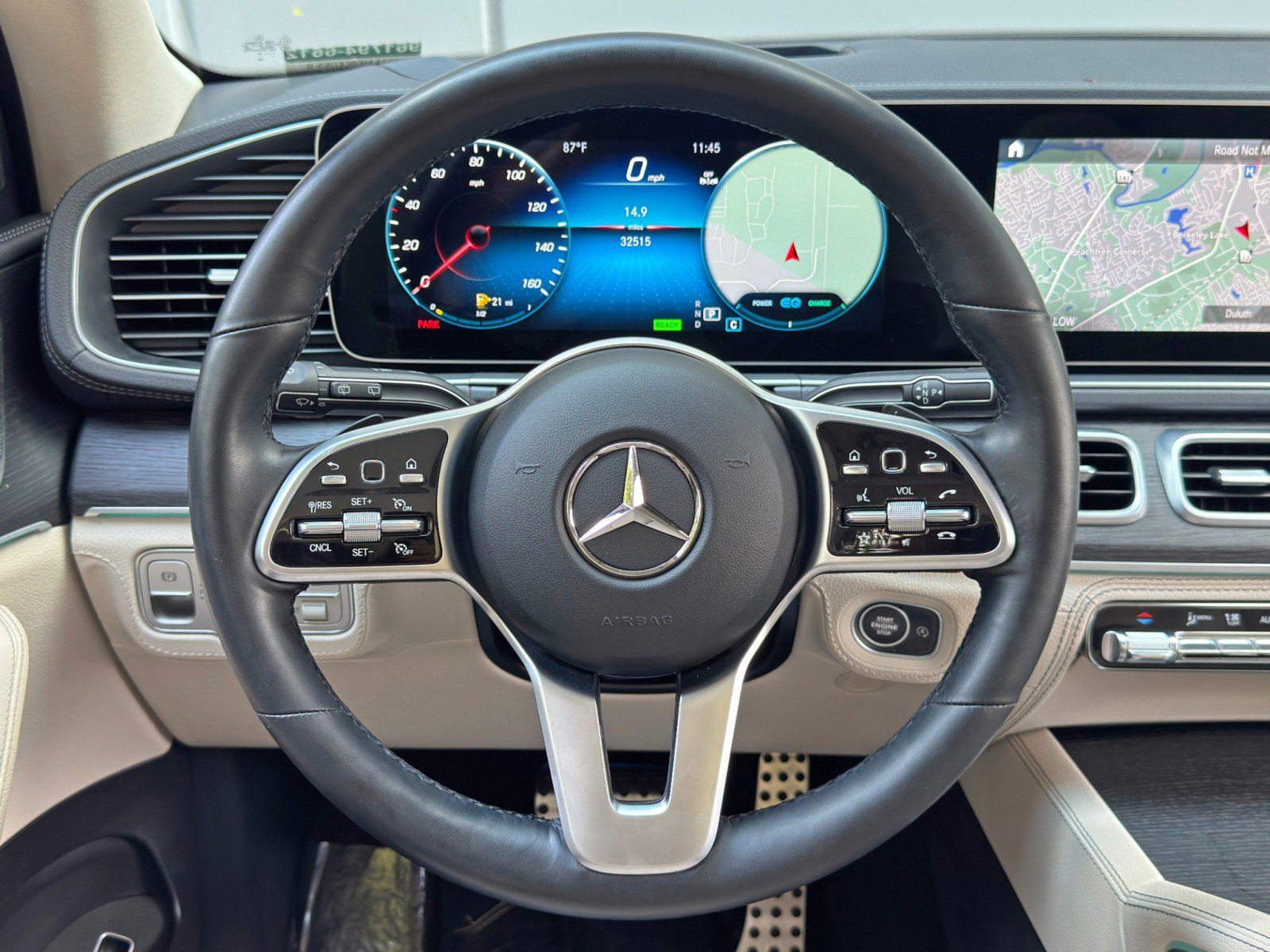 Used 2023 Mercedes-Benz GLS 450 4MATIC image 24