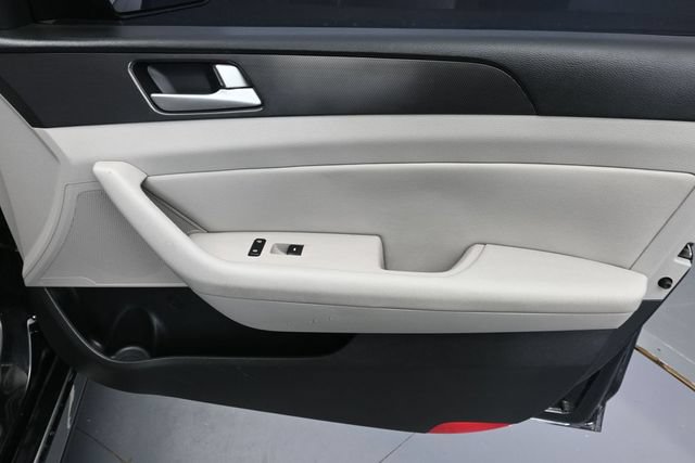 Used 2017 Hyundai Sonata Sport w/ Cargo Package FWD image 31