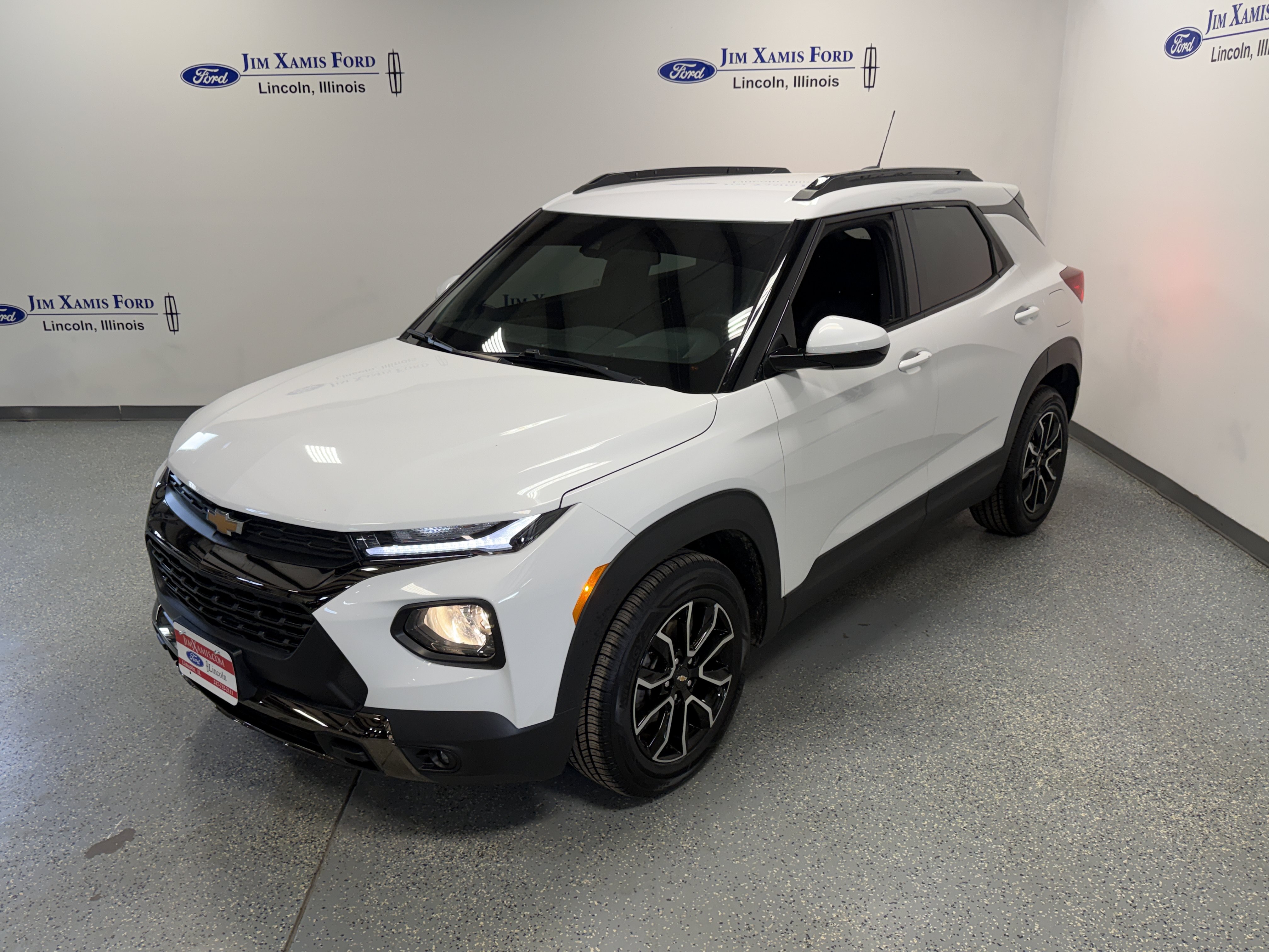 Used 2023 Chevrolet TrailBlazer ACTIV FWD image 3