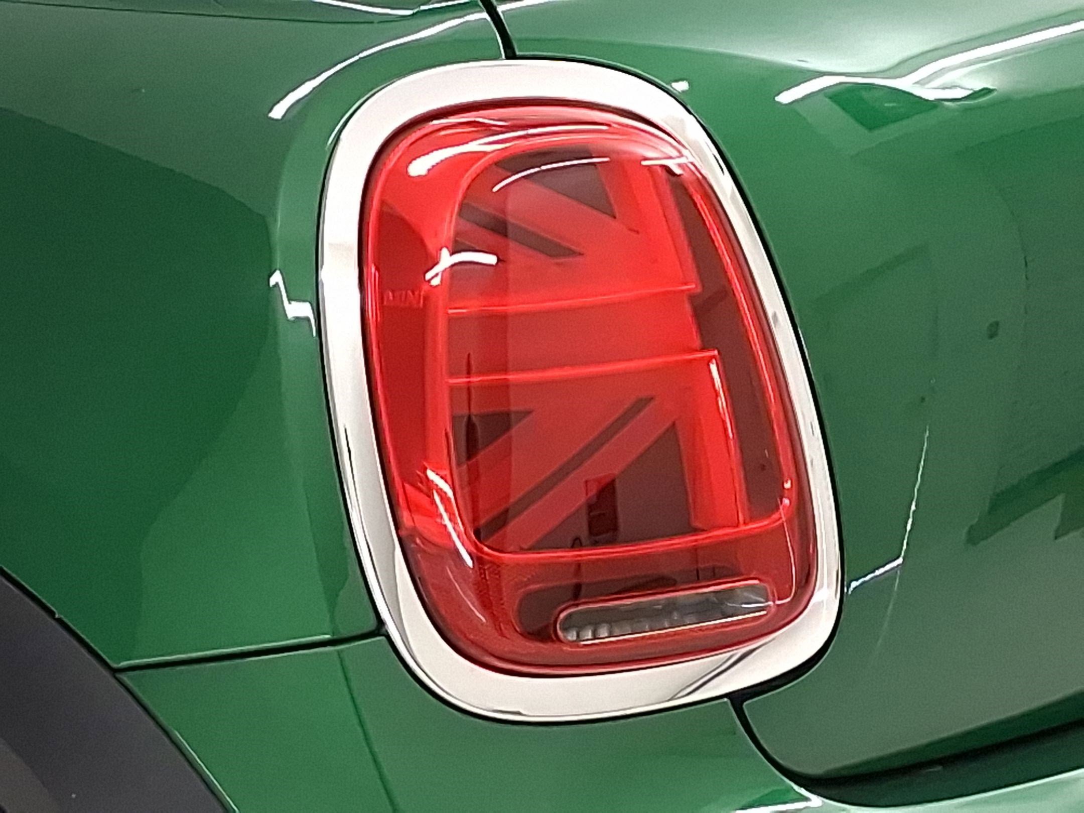 Certified 2023 MINI Cooper 2-Door Hardtop image 11