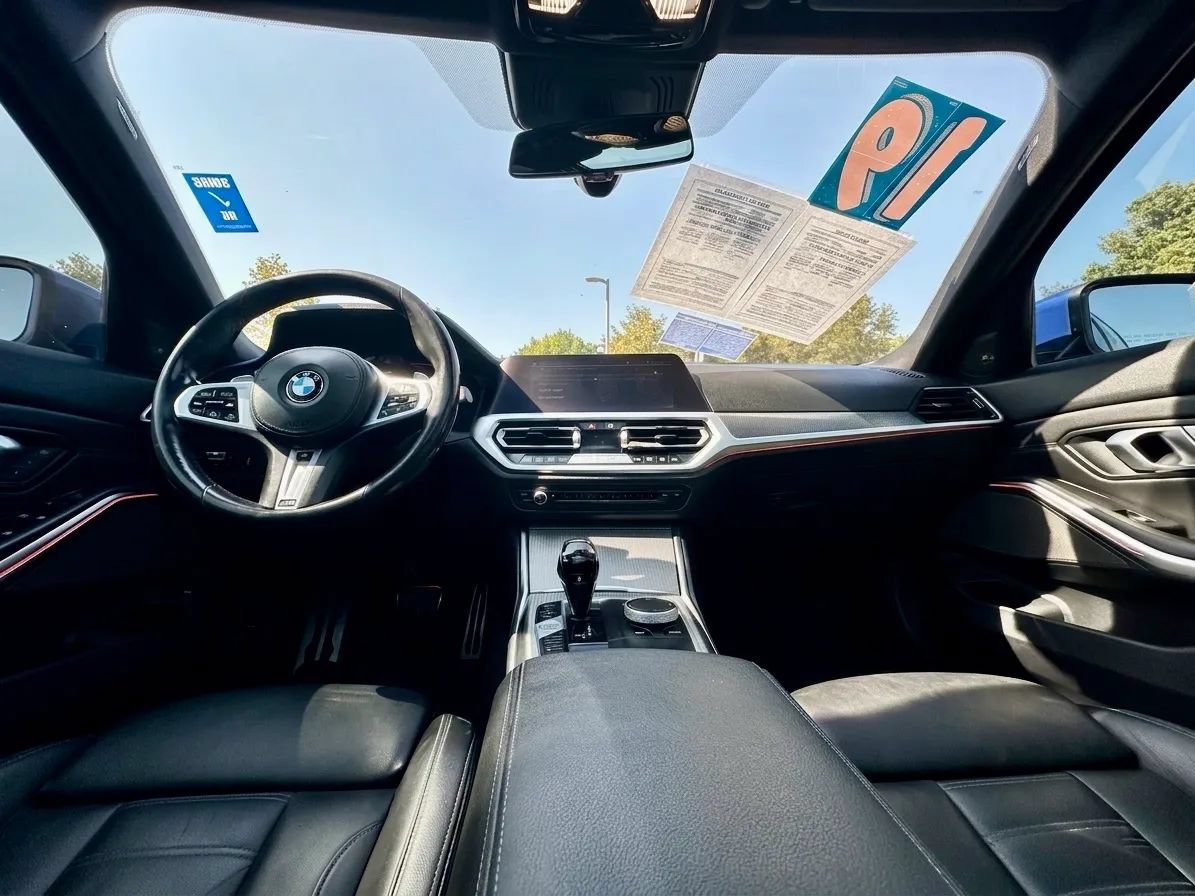 Used 2019 BMW 330i xDrive Sedan AWD/4WD image 14