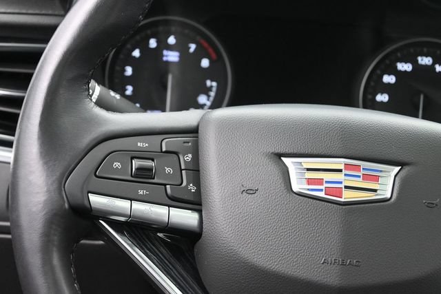 Certified 2025 Cadillac XT6 Premium Luxury w/ Technology Package AWD/4WD image 28