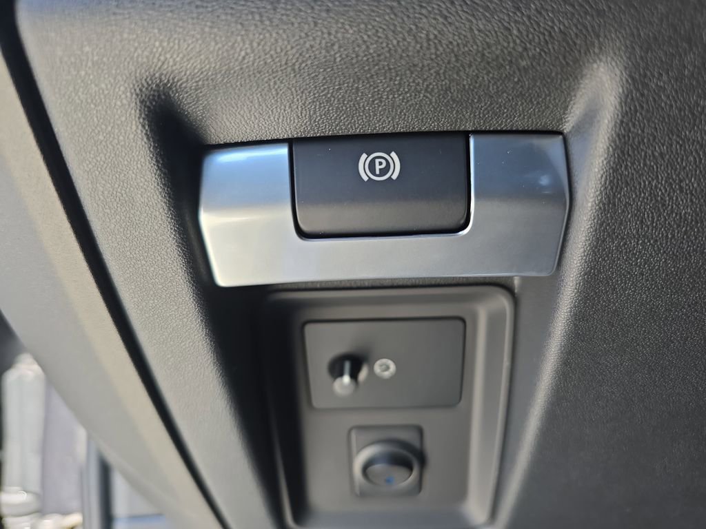 New 2026 Land Rover Defender 110 V8 image 26