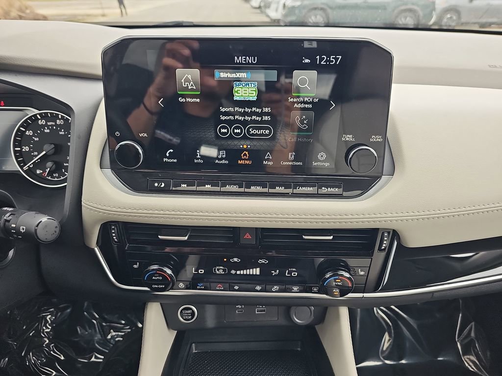 Used 2023 Nissan Rogue SL w/ SL Premium Package image 24