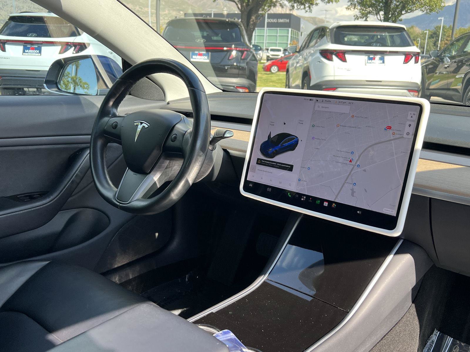 Used 2018 Tesla Model 3 Long Range RWD image 3