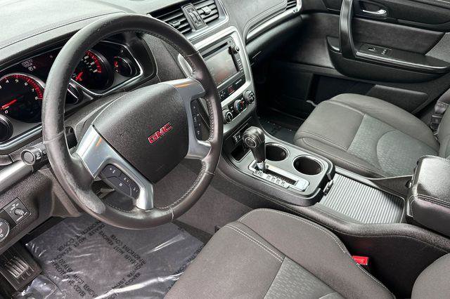 Used 2015 GMC Acadia SLE FWD image 10