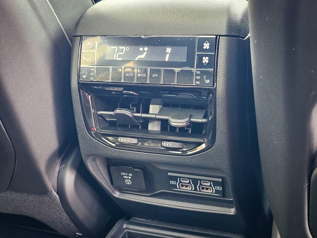 New 2025 Jeep Grand Cherokee L Limited w/ Black Appearance Package image 44