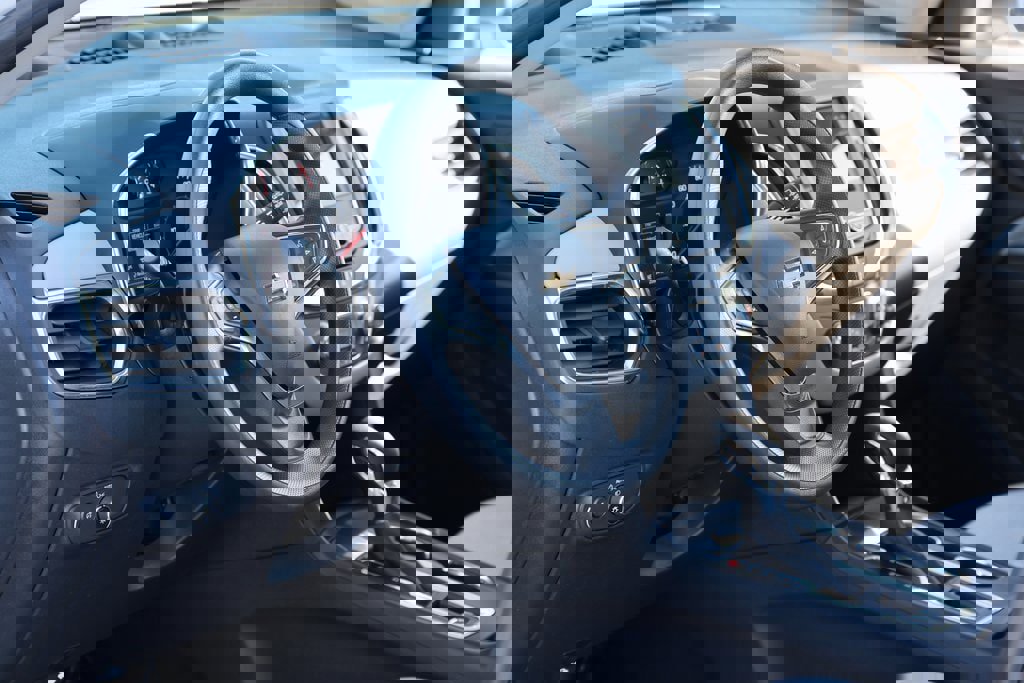 Used 2024 Chevrolet Equinox LS image 9