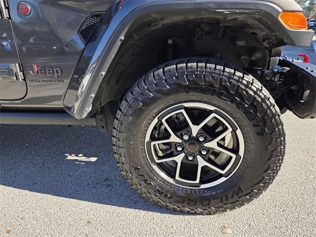 Used 2024 Jeep Gladiator Rubicon image 28