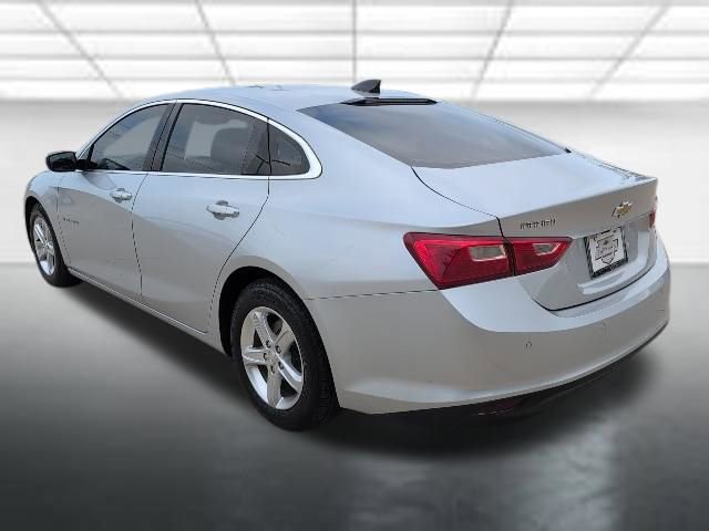 Used 2021 Chevrolet Malibu LS FWD image 2