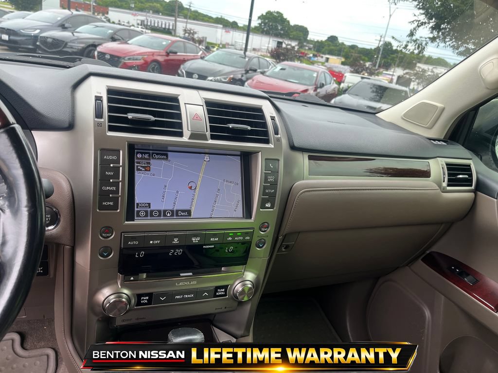 Used 2017 Lexus GX 460 Premium AWD/4WD image 16
