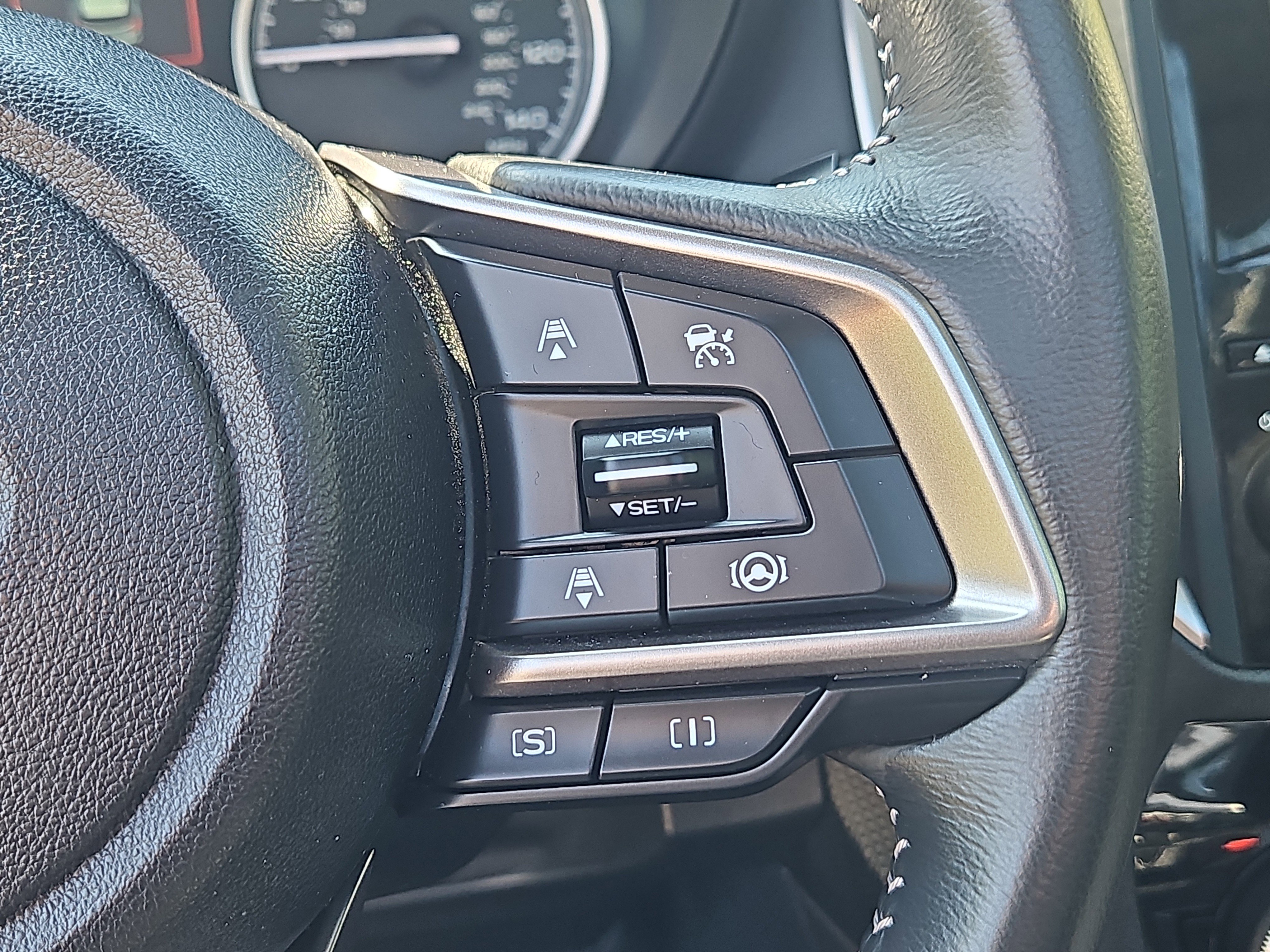 Certified 2023 Subaru Forester Premium AWD/4WD image 17