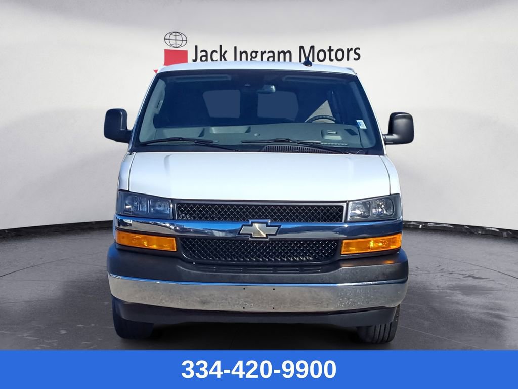 Used 2024 Chevrolet Express 3500 LT w/ LT Preferred Equipment Group image 8