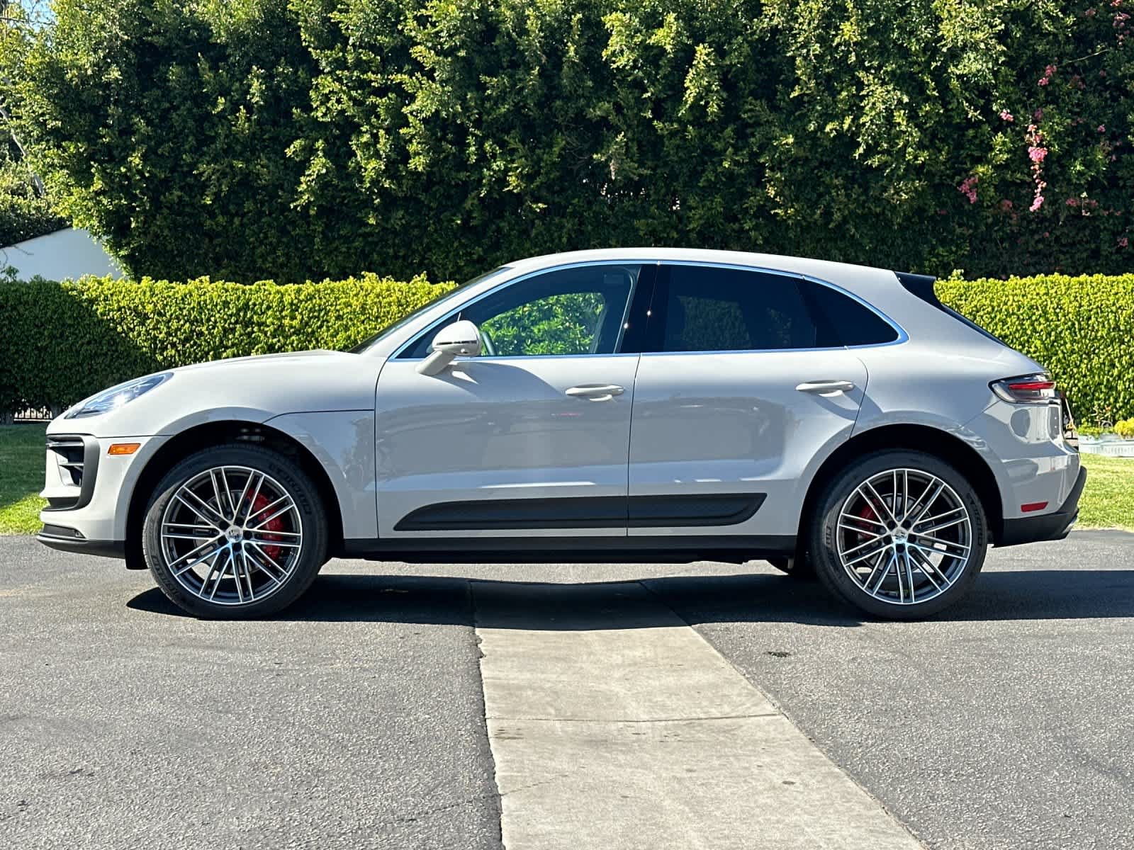 New 2026 Porsche Macan S AWD/4WD image 2