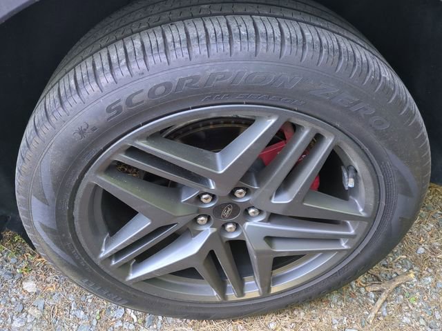 Used 2025 Ford Explorer ST AWD/4WD image 10