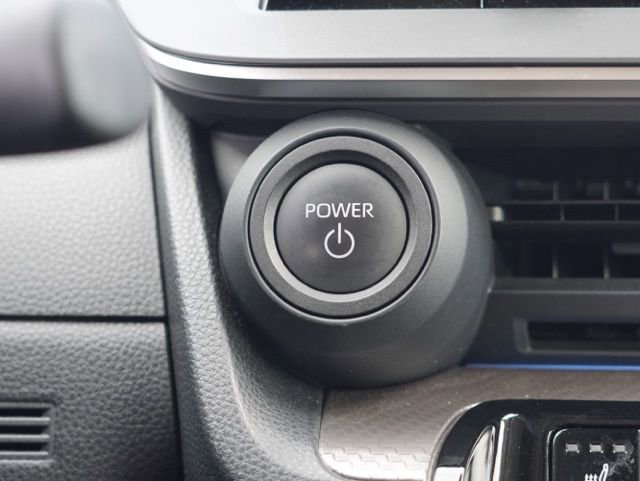 Used 2023 Toyota Prius XLE image 25