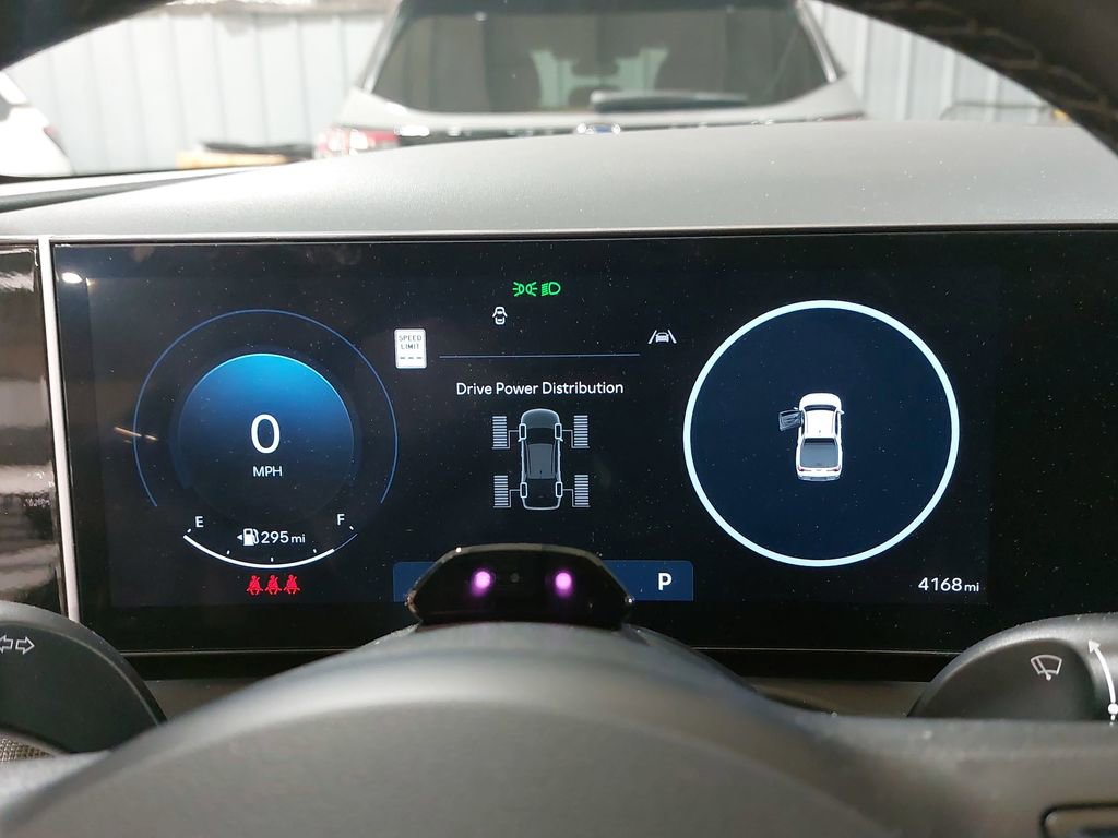 Certified 2025 Hyundai Santa Cruz Limited image 17