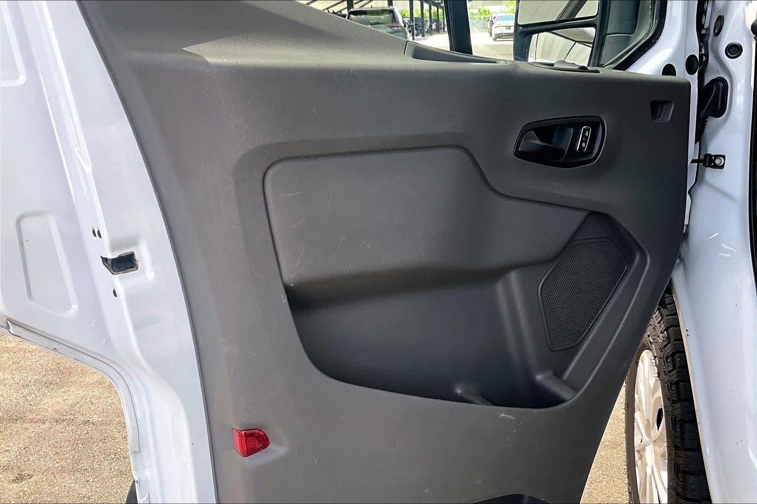 Used 2023 Ford Transit 350 XLT RWD image 21