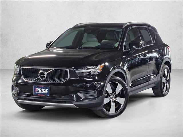 Used 2019 Volvo XC40 T5 Momentum
