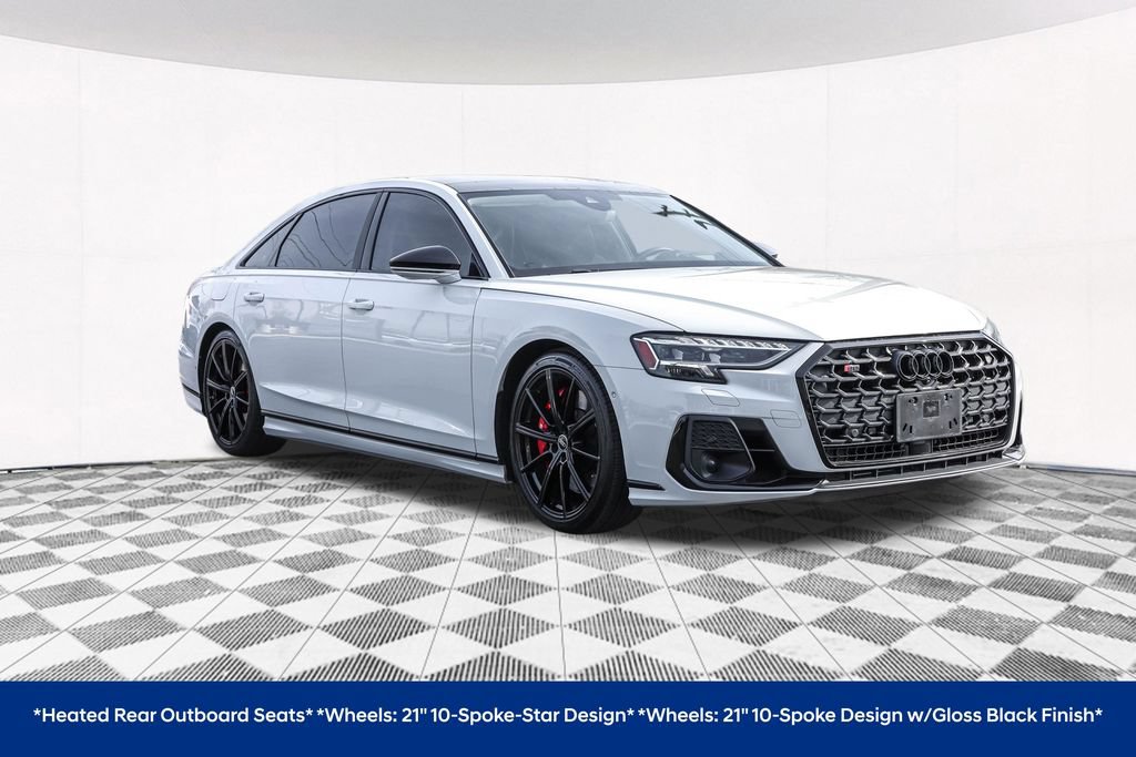Used 2023 Audi S8 w/ S8 Comfort Plus Package AWD/4WD image 13