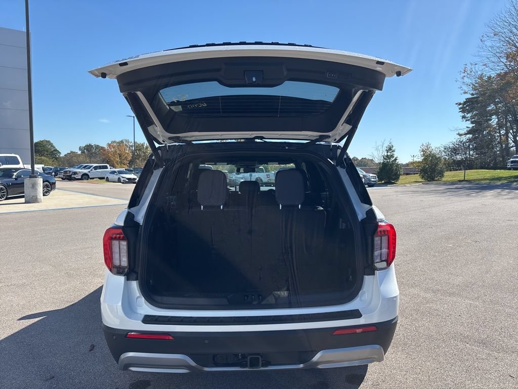 New 2026 Ford Explorer Platinum AWD/4WD image 9